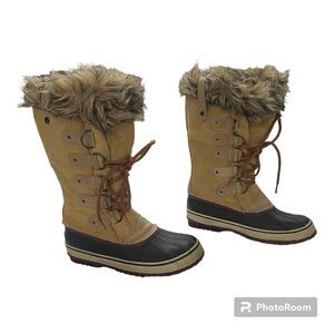 Sorel Women’s Joan of Artic Boots Size 9